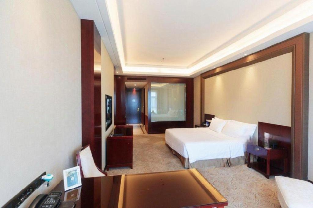 Linyi Blue Horizon International Hotel Yi He Екстериор снимка