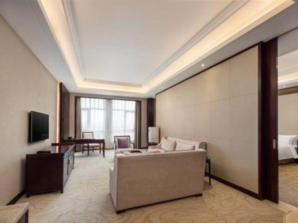 Linyi Blue Horizon International Hotel Yi He Екстериор снимка
