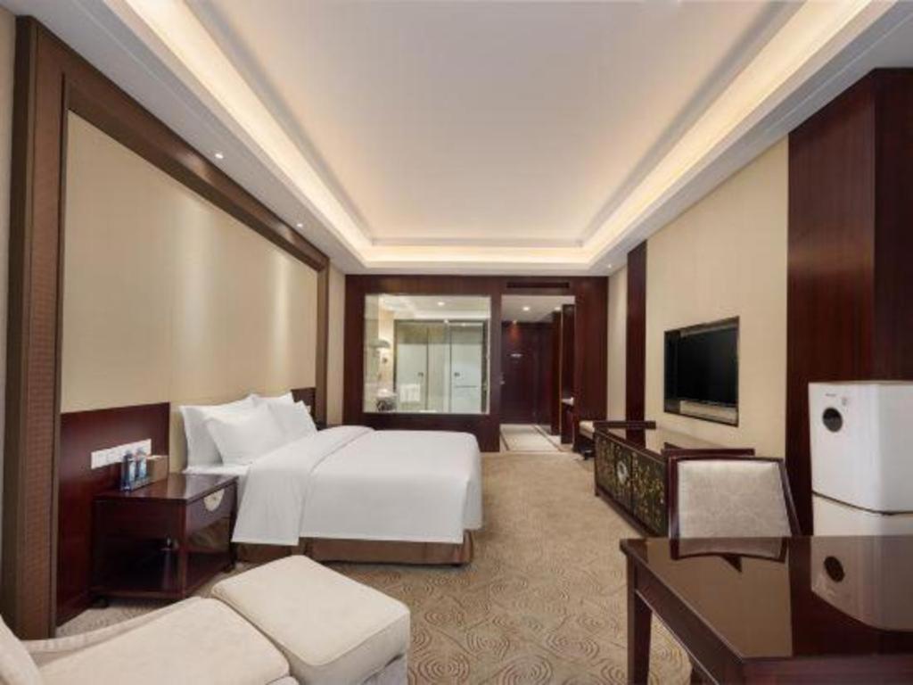 Linyi Blue Horizon International Hotel Yi He Екстериор снимка