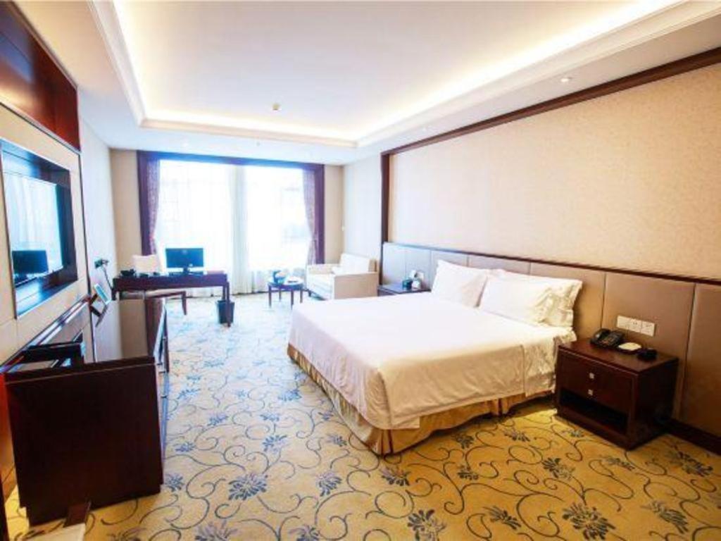 Linyi Blue Horizon International Hotel Yi He Екстериор снимка