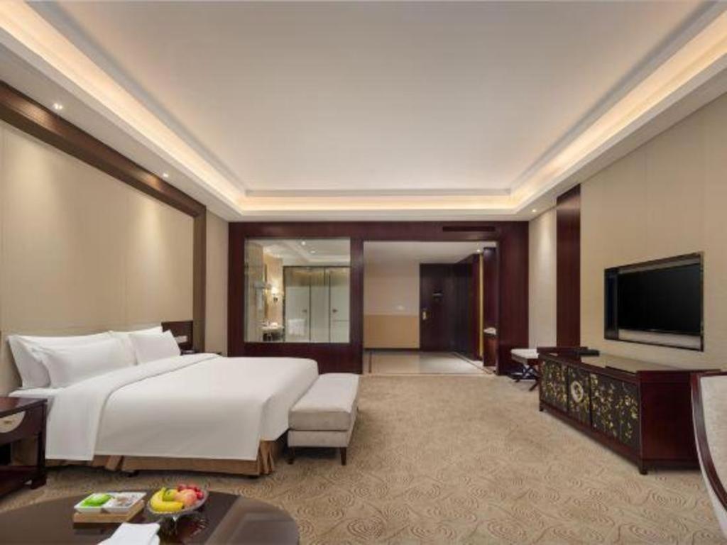 Linyi Blue Horizon International Hotel Yi He Екстериор снимка