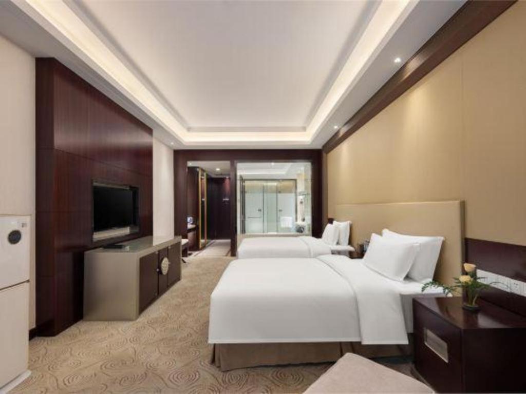 Linyi Blue Horizon International Hotel Yi He Екстериор снимка