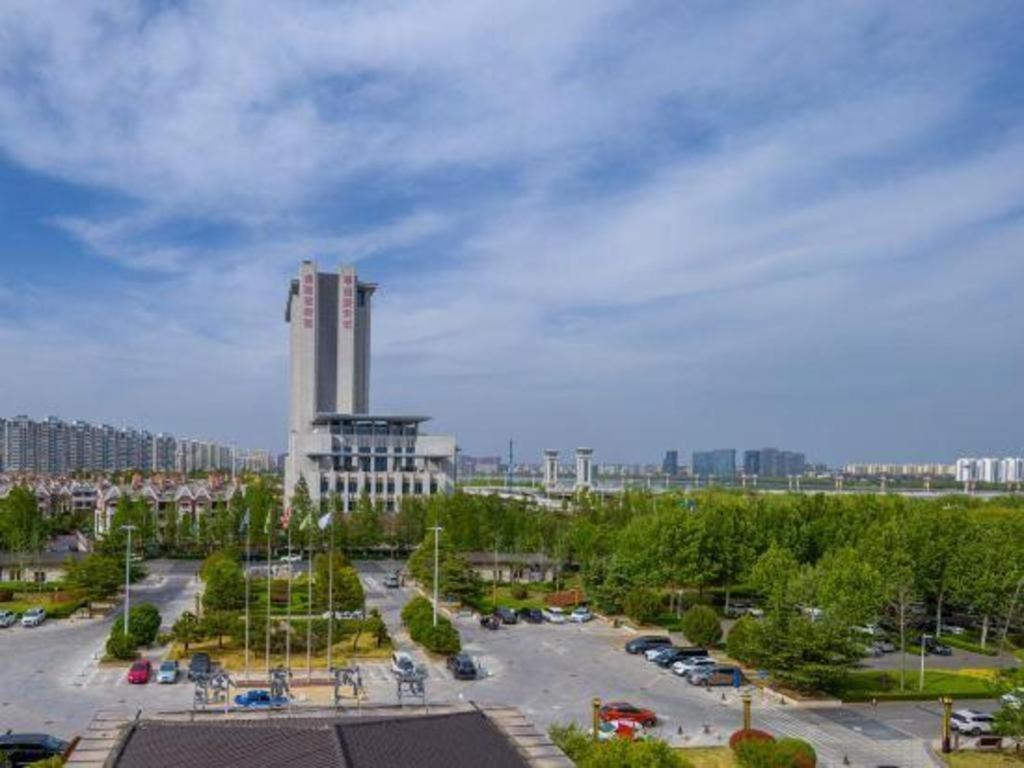 Linyi Blue Horizon International Hotel Yi He Екстериор снимка