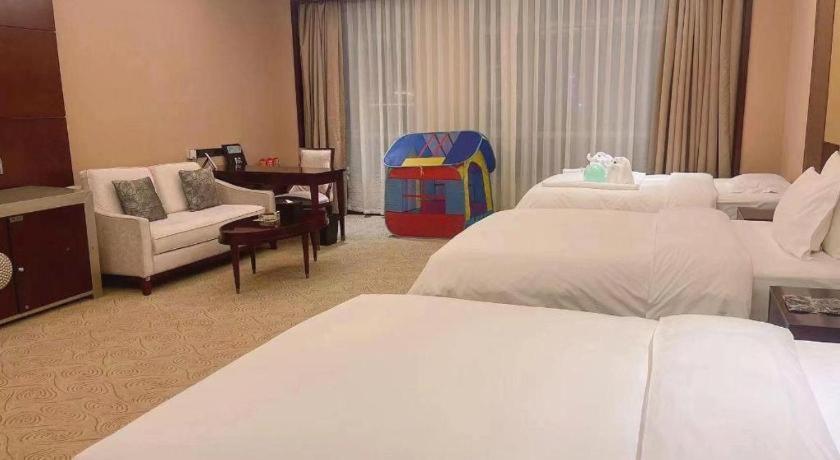 Linyi Blue Horizon International Hotel Yi He Екстериор снимка