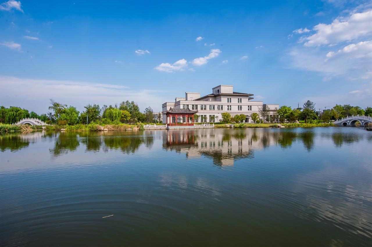 Linyi Blue Horizon International Hotel Yi He Екстериор снимка